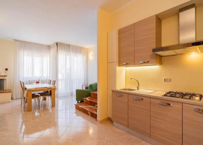 Bilocale, Via Udine 11 F, 